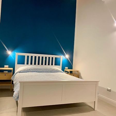 Fafa Apartment City Center Napoli Esterno foto