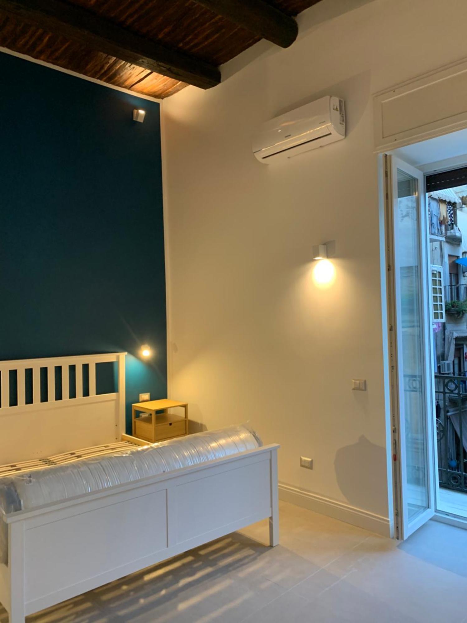 Fafa Apartment City Center Napoli Esterno foto